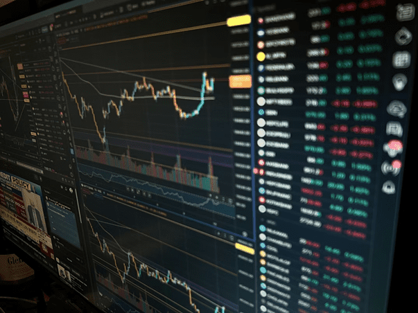 xrp institutional momentum persists through market volatility