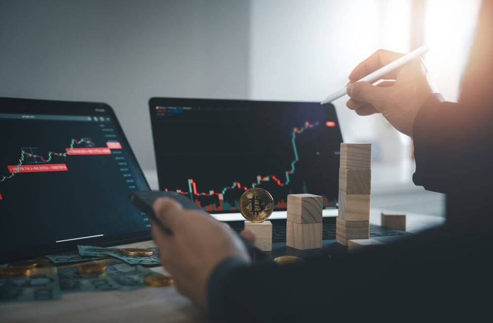 吃一塹?長(zhǎng)一?智！幣圈“史上最大爆倉(cāng)慘案”后 投資者紛紛加碼對(duì)沖