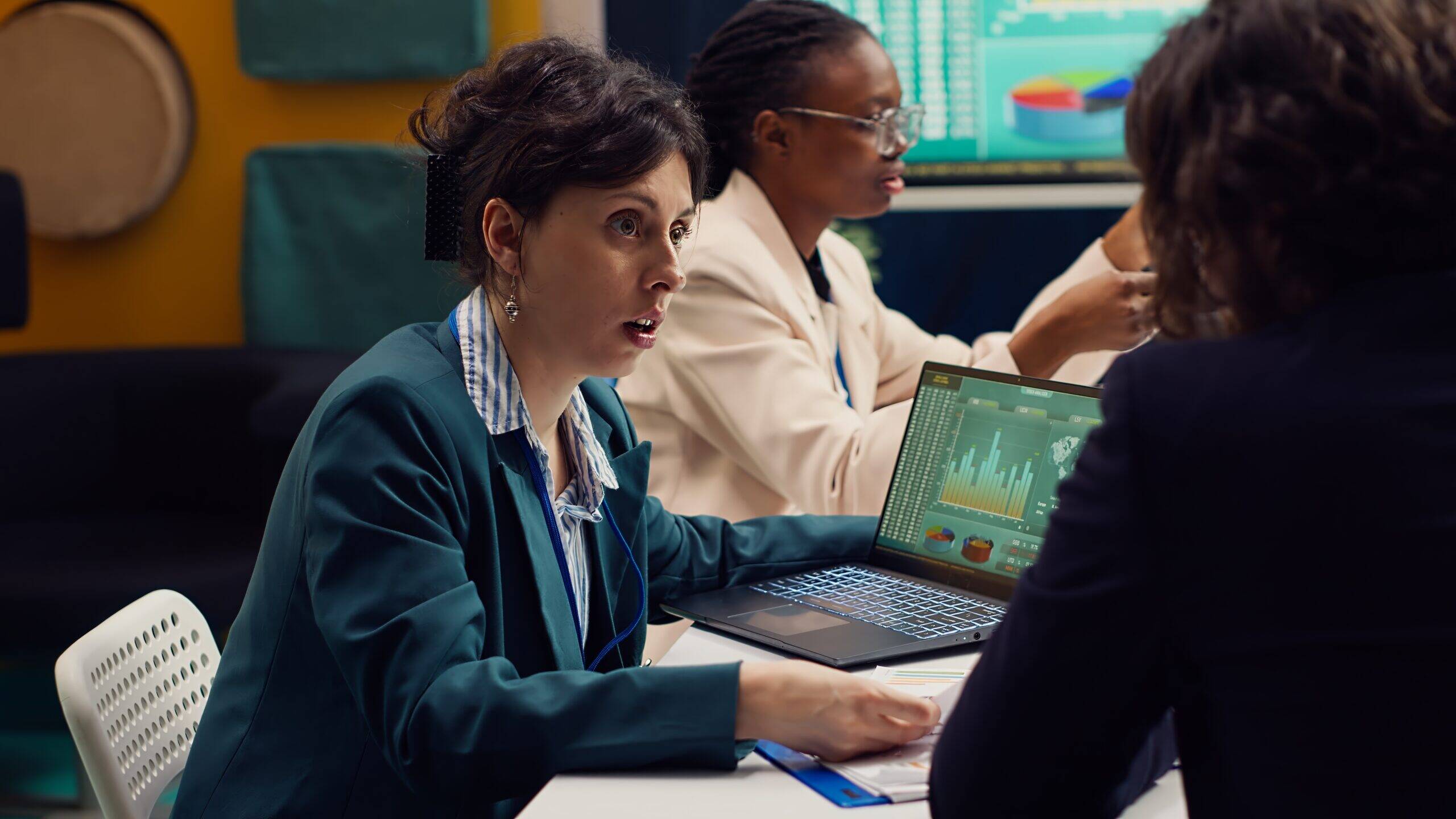 ベルギーの消費者、2025年後半に仮想通貨とWhatsApp詐欺で23万ユーロの被害 - FinanceFeeds