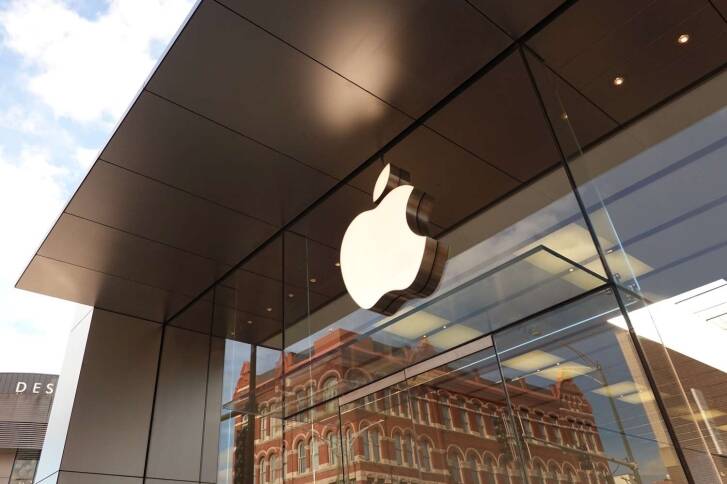 Apple Stock at $341 After a $5.7 Billion Taction Verdict: Bull $405, Bear $245